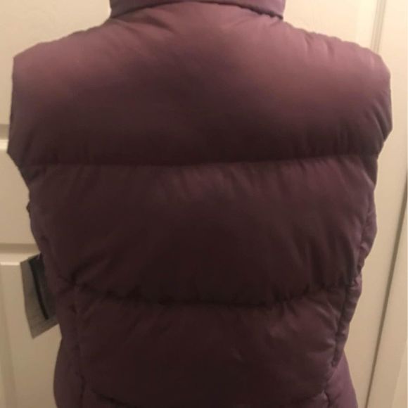 Women’s size XL purple plum Big Chill Reversible puffer vest new with tags - Picture 2 of 6